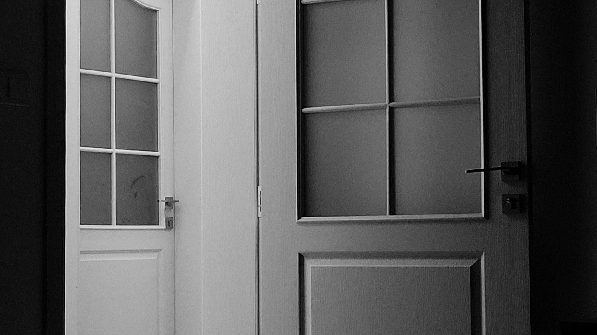 Poplar vs. Mahogany - What's the Better Option for Interior Doors? - Pease Doors: The Door Store