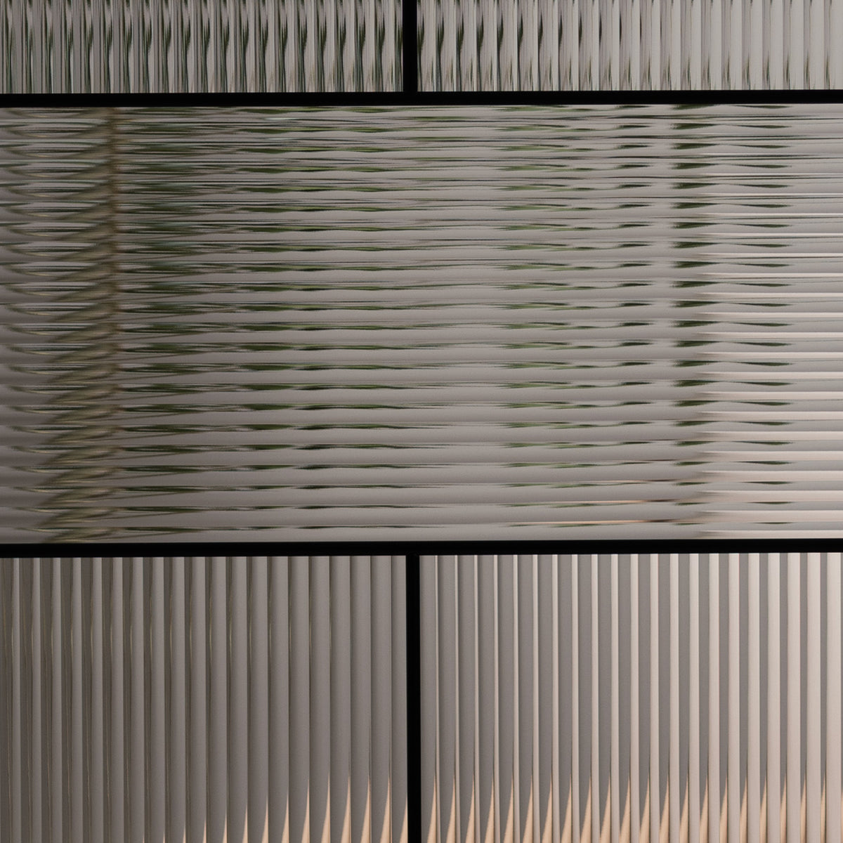Rill glass blurring the room behind it, showing its privacy level